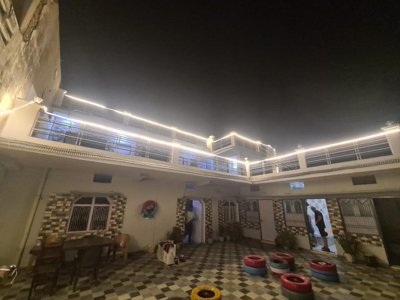 Mohit Paying Guest House Varanasi Dış mekan fotoğraf